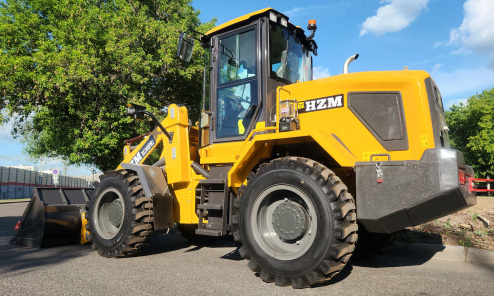 Фронтальный погрузчик HZM XC300 PRO